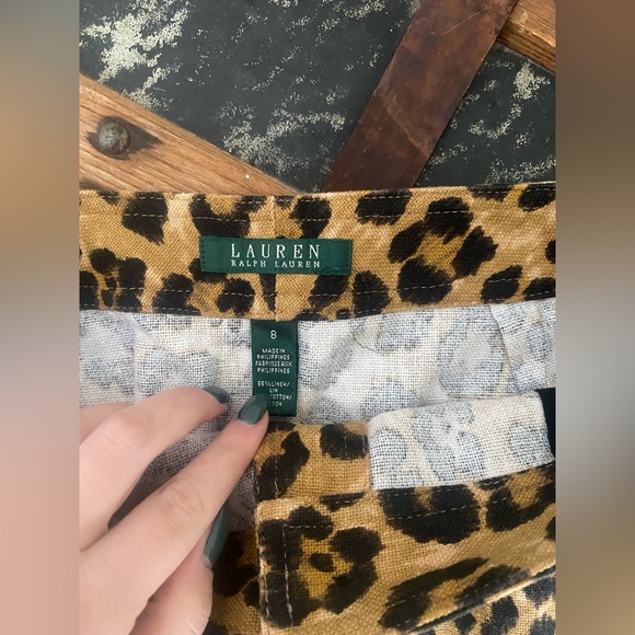 Ralph Lauren, Mid Length Button Up Skirt, Leopard Print, Size 8 - Picture 3 of 3